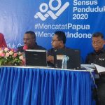 Pimpinan BPS Provinsi Papua saat merilis pertumbuhan produksi Industri Manufaktur Besar dan Sedang. (Zulkifli)