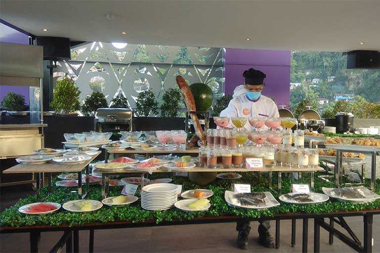 Makanan di Fox Hotel Jayapura