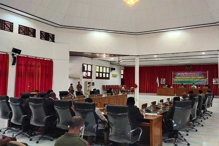 11 Raperda dprd jayapura