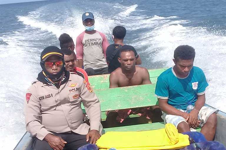 Speed Boat Tenggelam di yapen