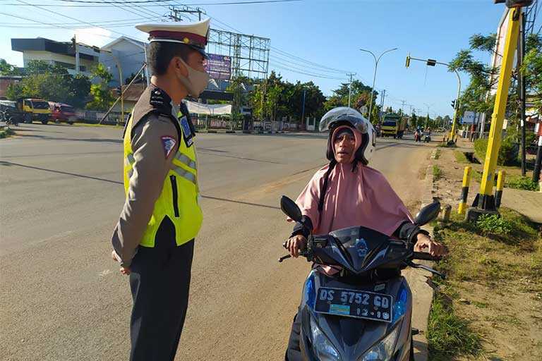 Tidak Pakai Masker