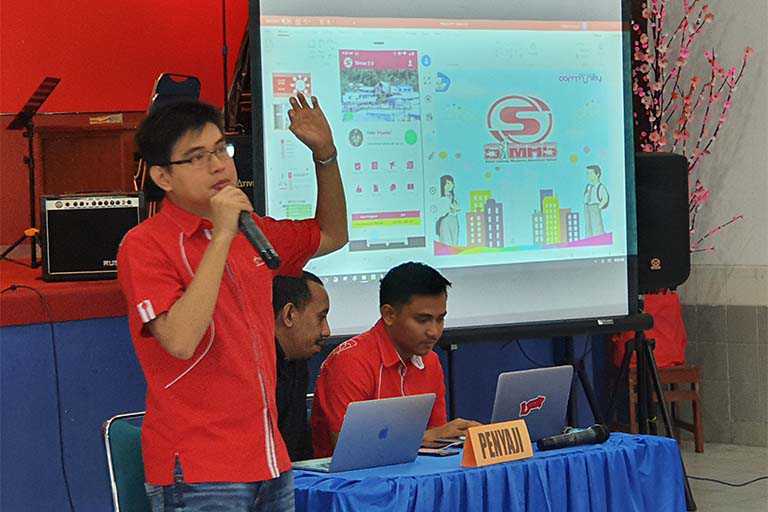 Telkomsel Luncurkan Aplikasi SIMAS 2.0 di SMA Kristen Kalam Kudus