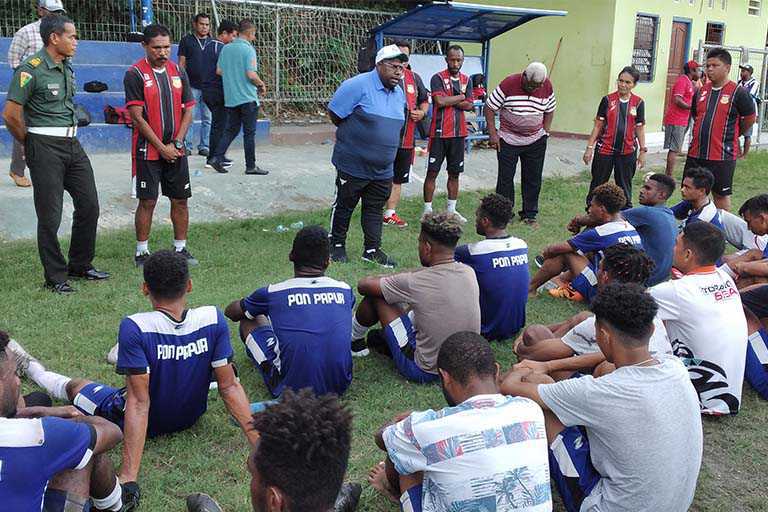 tim sepak bola pon papua