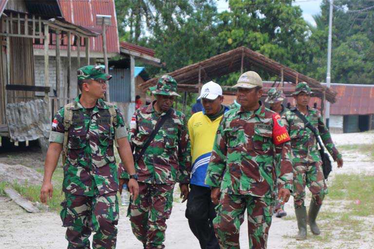 Kasdim 1707/Merauke Tinjau Pembangunan TMMD