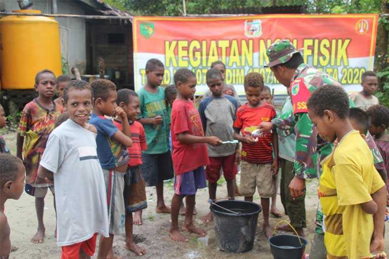 TMMD ajari Anak Gosok Gigi