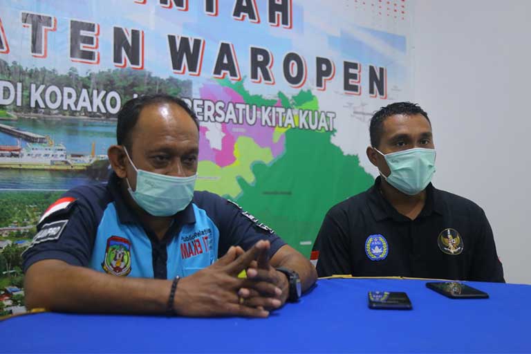 Asisten-I-bersama-Kabag-Humas-Waropenn